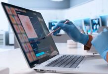 The benefits of medical AI assistance vary based on user expertise